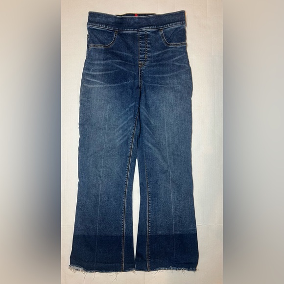 Spanx Cropped Flare High Waisted Blue Pull On Jeans Size Medium Womens - Picture 3 of 9